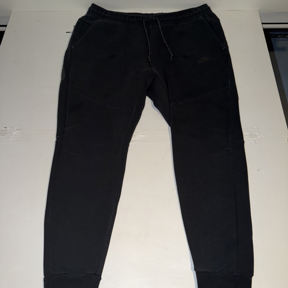 Nike Pants Mens Extra Large Black Sportswear Tech Fleece Joggers